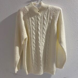 Miranda Vintage Cream w Faux Pearls Long Sleeve Women’s Tunic Sweater

Size M